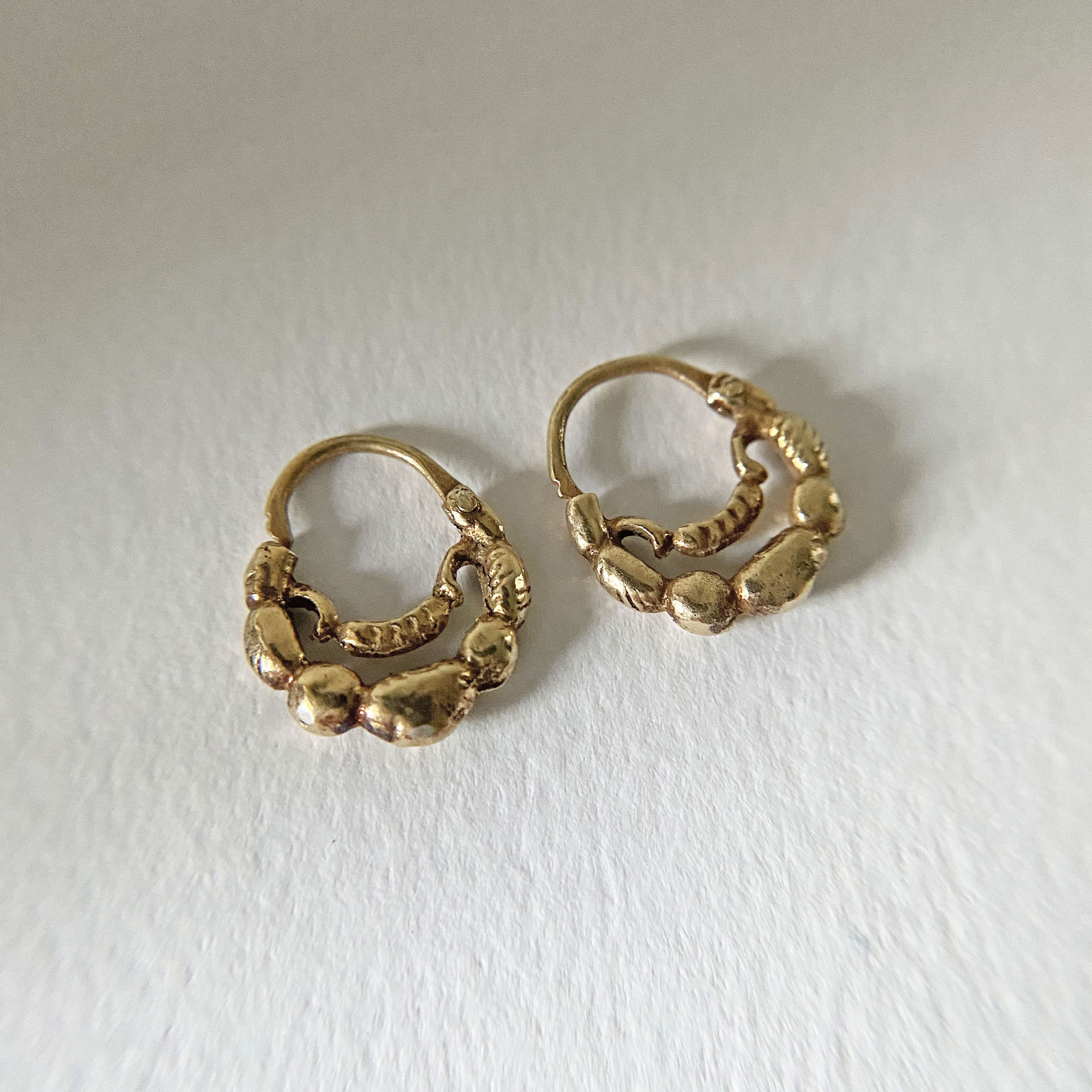 Small Antique Criolla Earrings in Silver Gold-Plated Finish