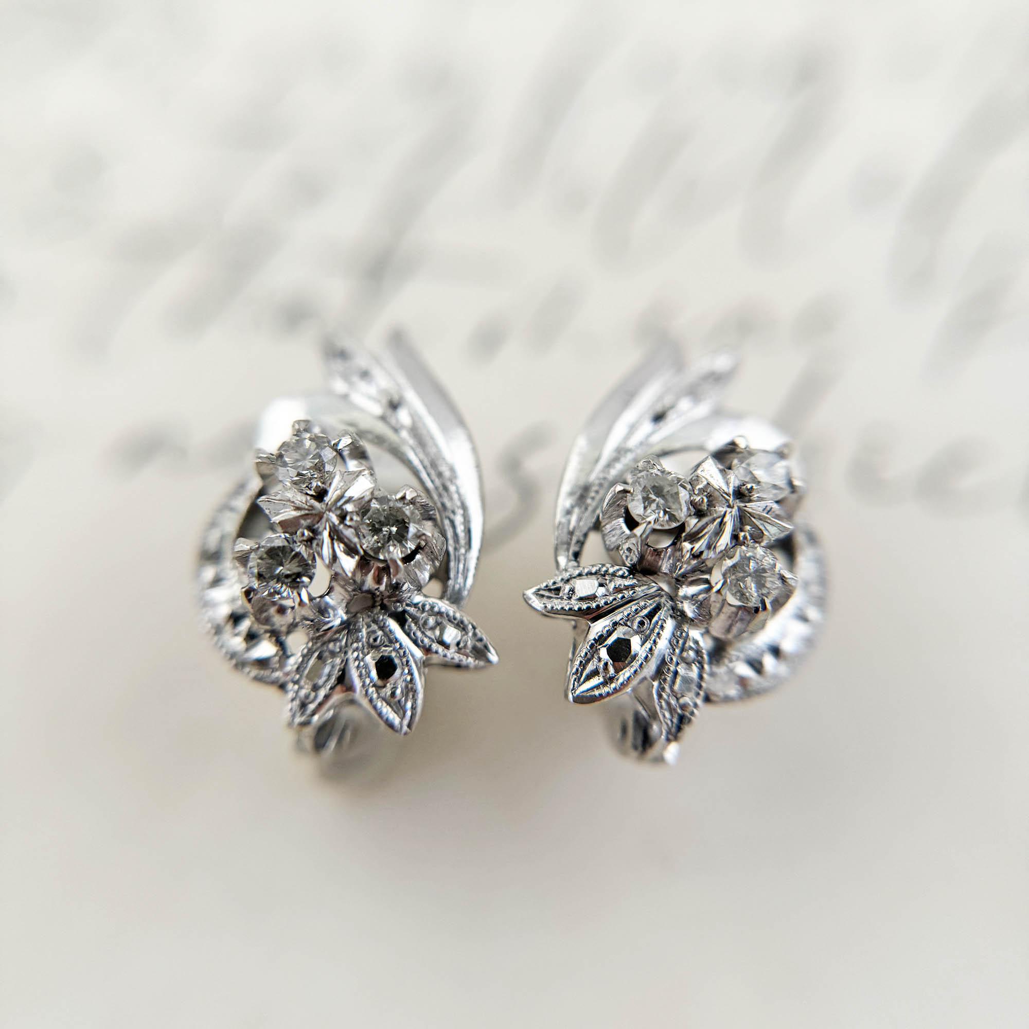 Vintage 8K White Gold Earrings with Diamonds from the Philippines