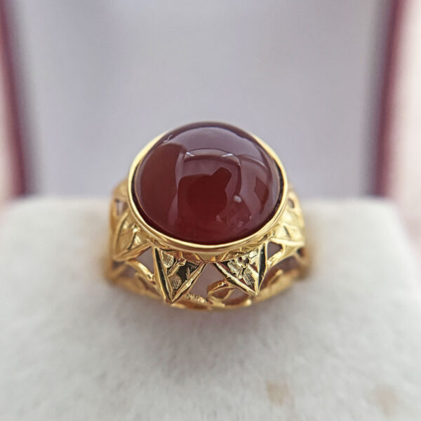 Vintage Silver Gold Plated Ring with Agate Cabochon (US Ring Size 6)